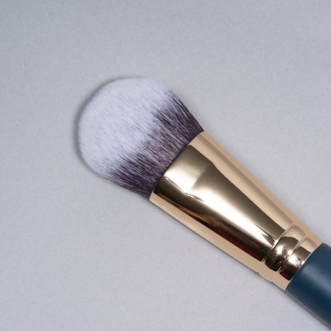 HF14: Flawless Finish Foundation Brush