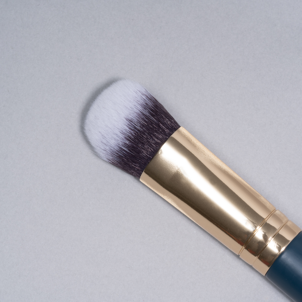 HF17: Multi-use cream blusher brush