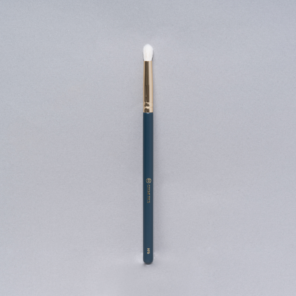 HF6: Petite eye crease brush