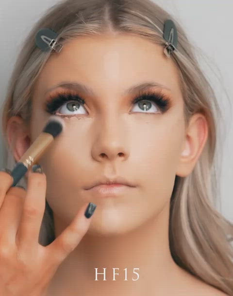 HF15: Multi-use concealer and powder brush